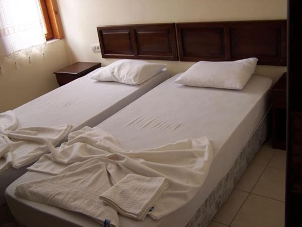 Guven Hotel Alanya Rum bild